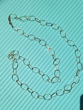 a.v. max.  38" Gold Oval Link Chain Necklace - Shiny Gold Finish